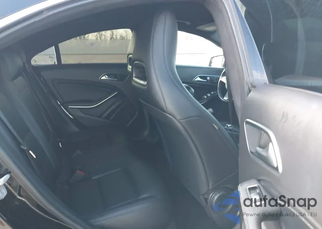 WDDSJ4EB3FN281851: 43971144