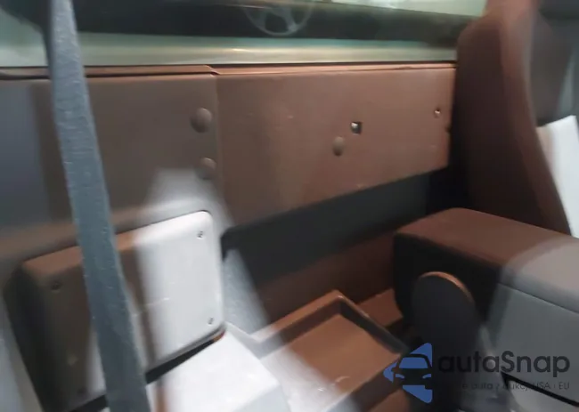 1FTYR10D55PA44768: 43971250