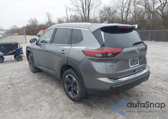 JN8BT3BB4SW150231: 43970357