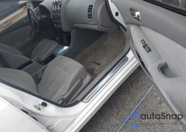 1N4AL2AP5BN500198: 43970427