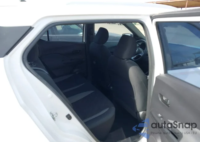 3N1CP5CU2KL538048: 43970448