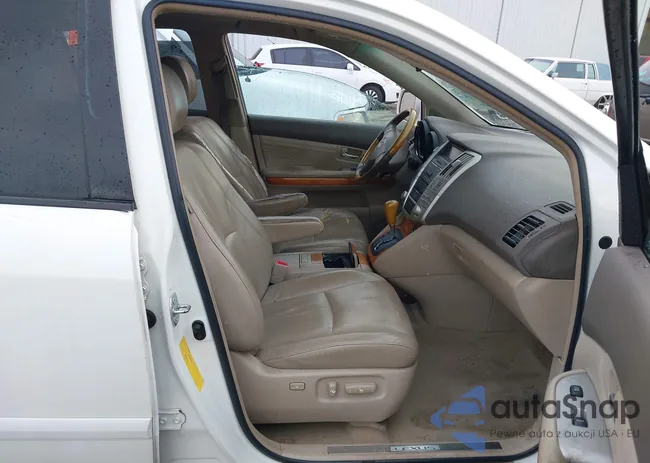 2T2GK31UX9C074553: 43970516