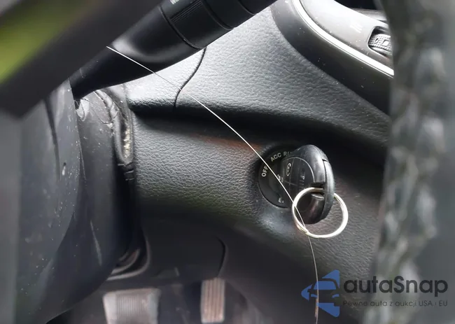 1C4PJMCB4LD529559: 43970691