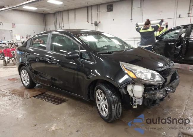 KNADM4A38H6040743: 43971720