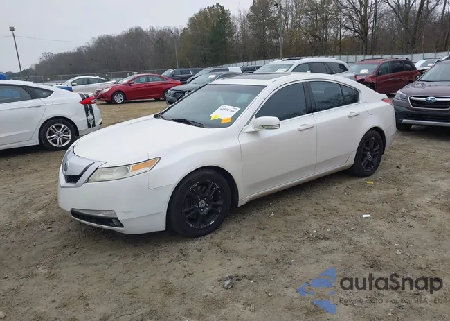 19UUA8F24AA010114: 43971766