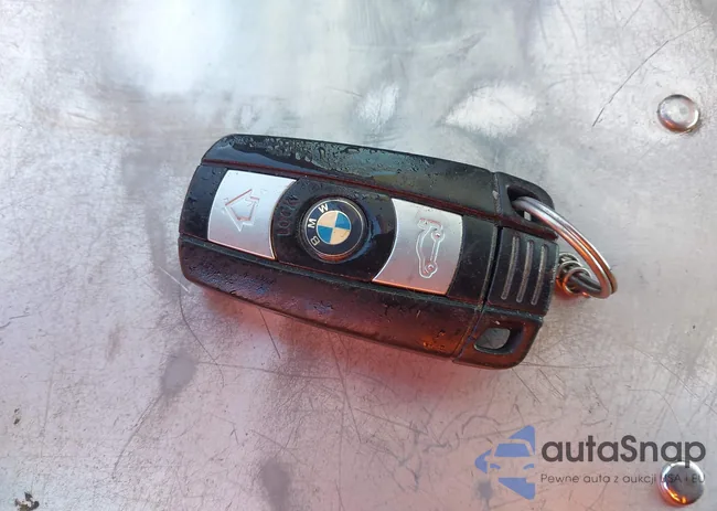 WBAPK5C50BF126465: 43971981