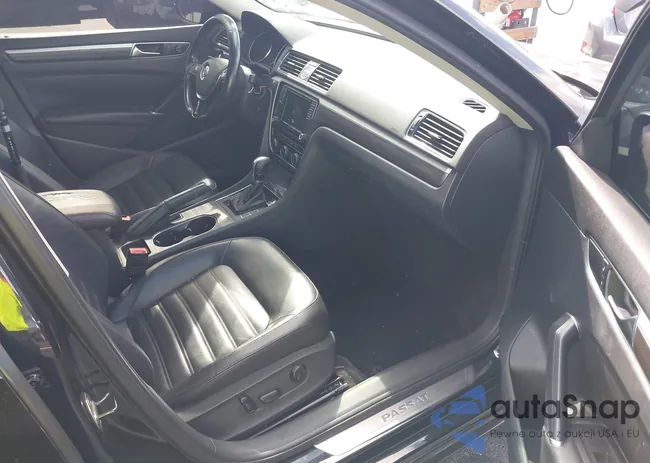 1VWCT7A39HC058329: 43972018