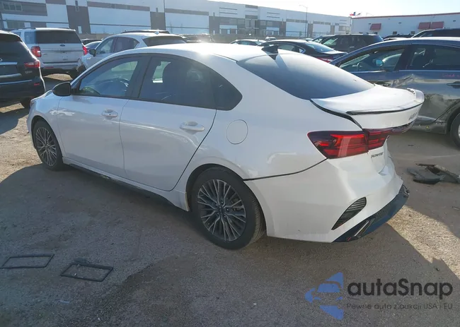 3KPF54AD3PE670194: 43972105