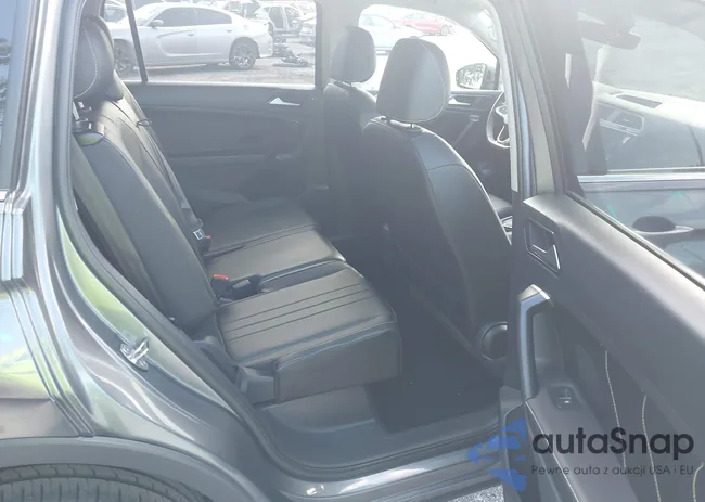 3VV3B7AX7RM032757: 43972258