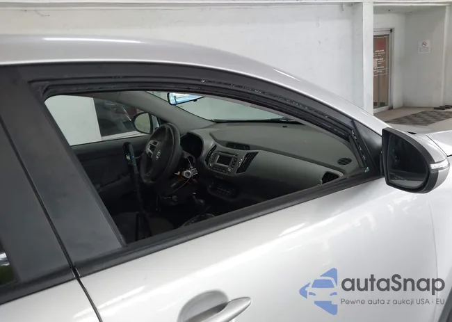 KNDPB3A27B7046963: 43971369