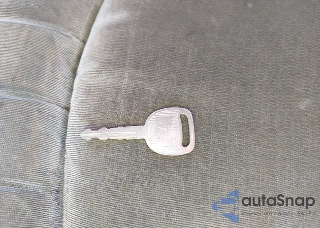 2G4WS52M2W1561620: 43971521