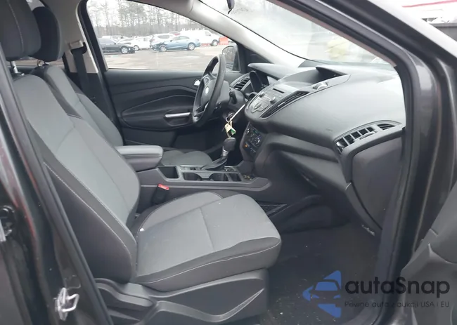 1FMCU9G95HUC03136: 43971595