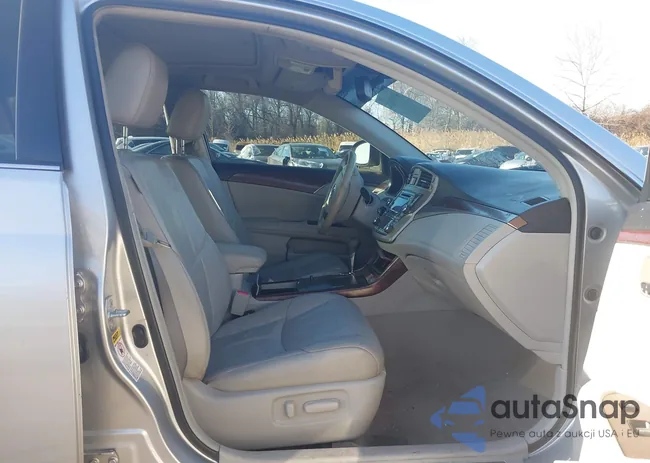 4T1BK3DB1BU388279: 43971636