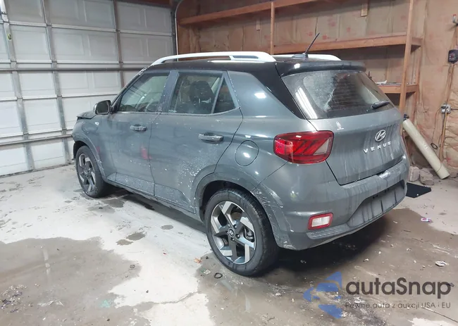 KMHRC8A31RU305028: 43972754