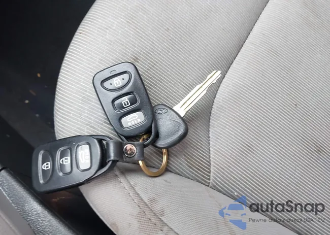 5NPD84LF8HH116580: 43972769