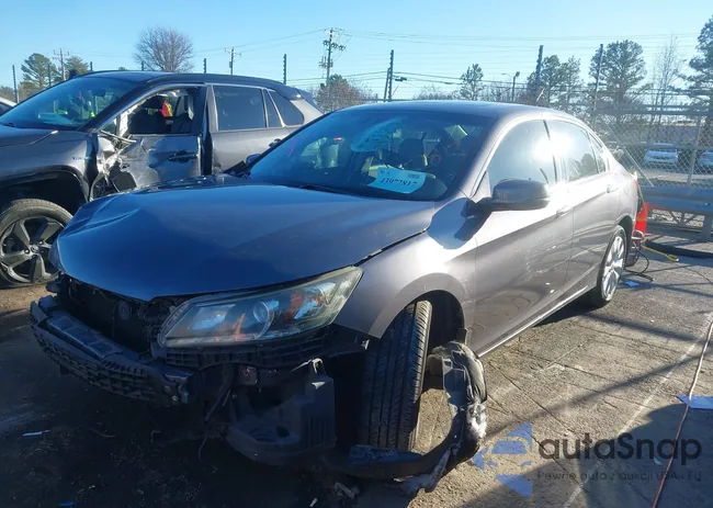 1HGCR3F82EA007813: 43972817