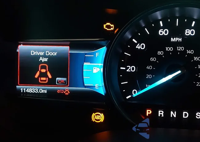 1FM5K8D88GGC68693: 43972891