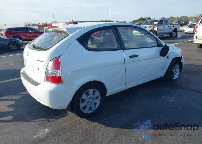 KMHCM3AC9BU188715: 43972967