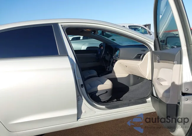 KMHD84LF9HU337266: 43973096