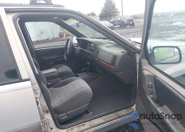 1J4GZ58S3VC508633: 43973115