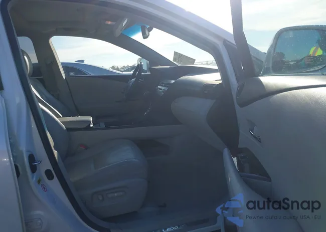 2T2ZK1BA8AC038852: 43973121