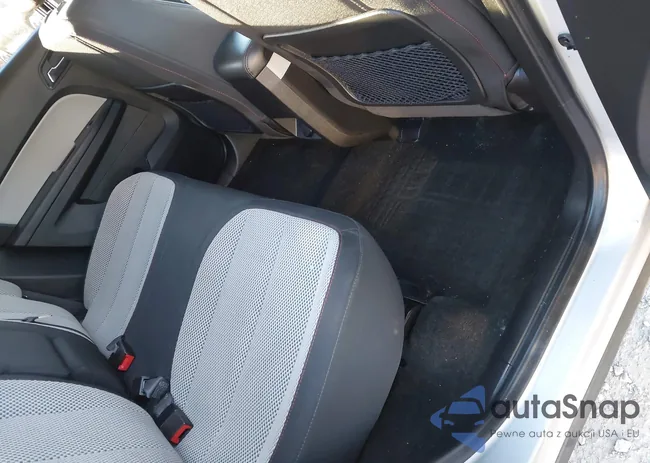 2GKFLNE36H6183641: 43973148