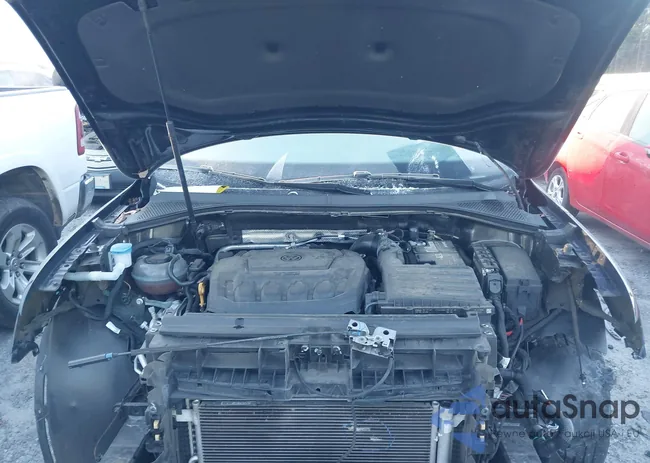 3VV3B7AX1KM072693: 43973158