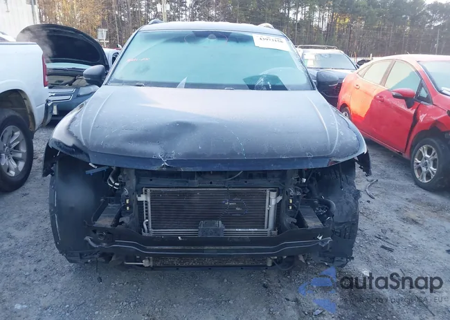 3VV3B7AX1KM072693: 43973158