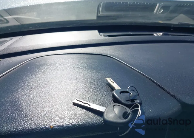 5NPE24AF8FH194508: 43973204