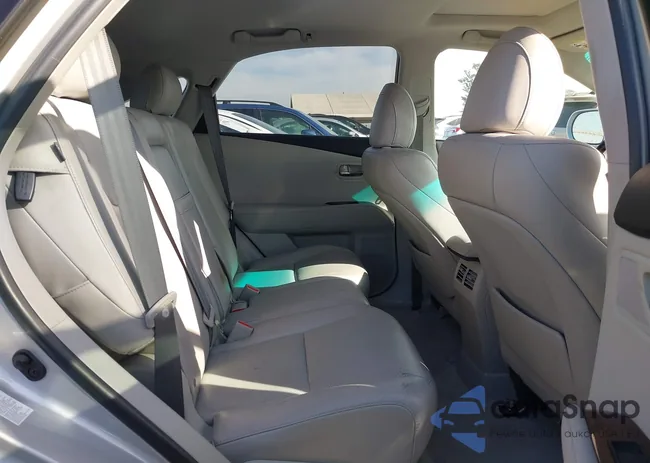 2T2ZK1BA8CC076651: 43972352