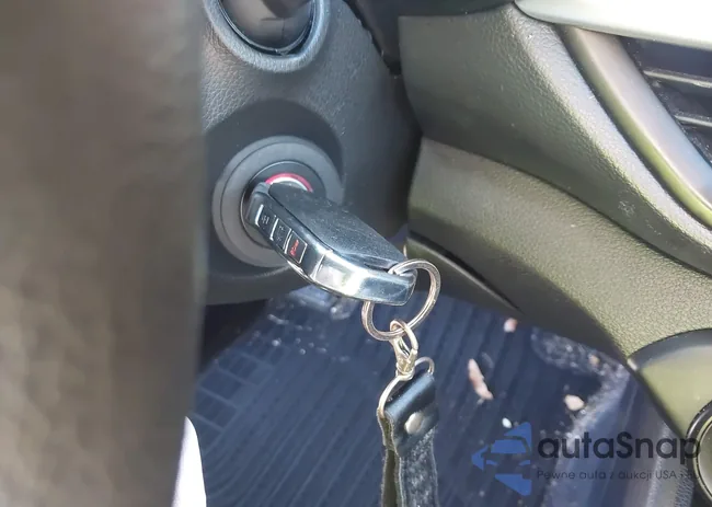 3KPF24AD8PE592200: 43972387