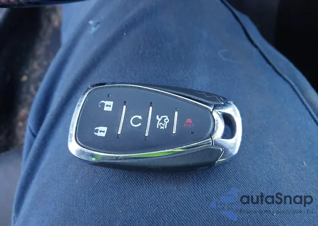 1G1ZD5STXLF090526: 43972400