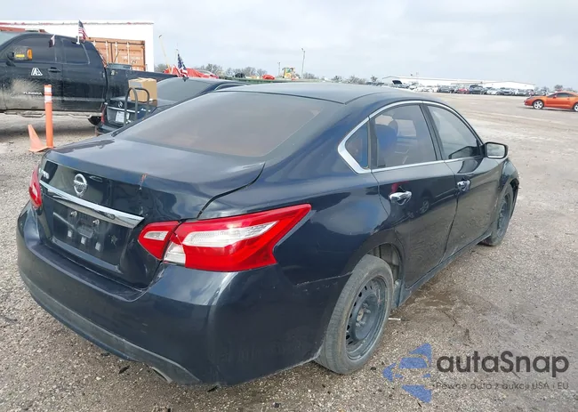 1N4AL3AP2GN352931: 43972426