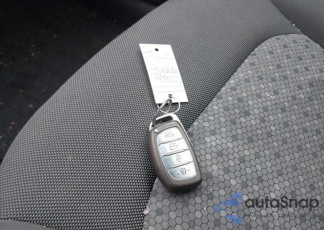 KMHC65LC6HU057222: 43972589