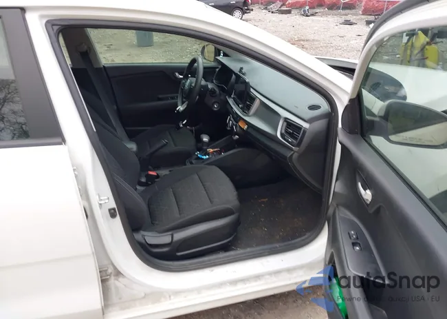 3KPA24AD9NE450607: 43973719