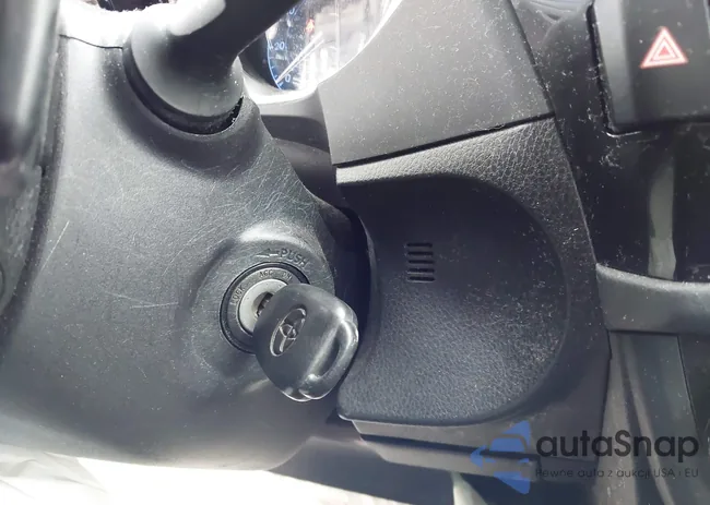 2T1BURHE4GC576921: 43973742