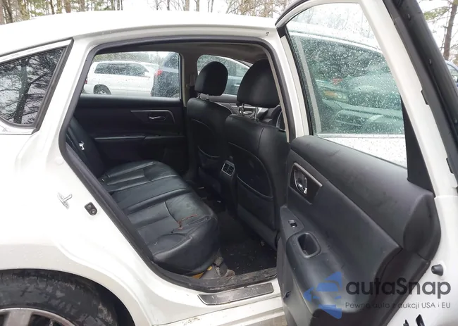 1N4AL3AP5EC290935: 43973829