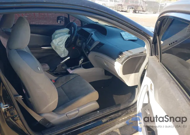 2HGFG3B8XCH540855: 43973908