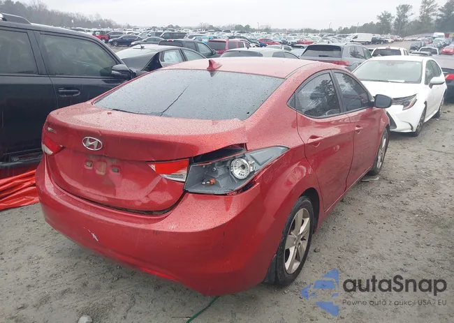 KMHDH4AE3BU161168: 43973411