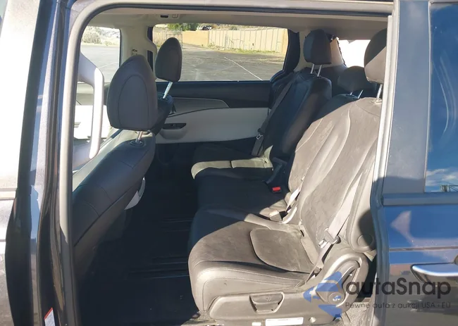 KNDNB4H35P6237984: 43973575