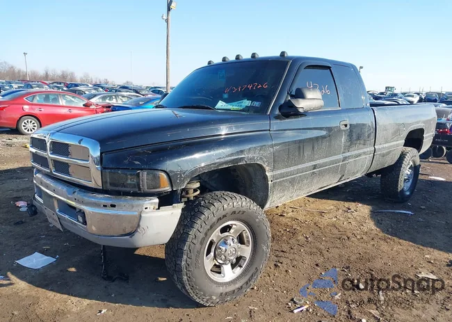 1B7KF23D3WJ138846: 43974726