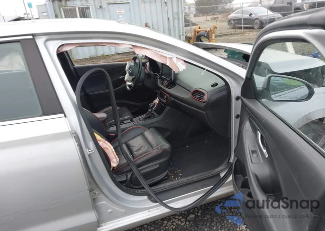 KMHH55LC4JU008891: 43974818