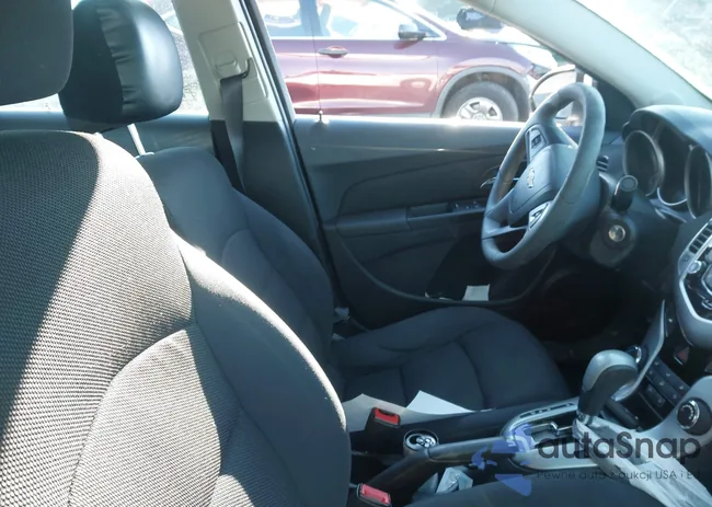 1G1PE5SB6G7134565: 43974865