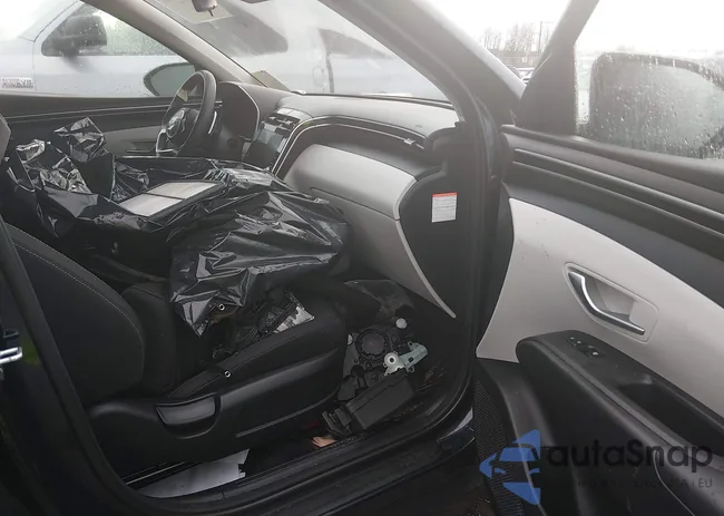 KM8JBCA15NU035992: 43974897