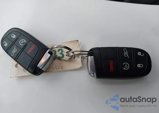 1C4RJEAG8LC123299: 43974985