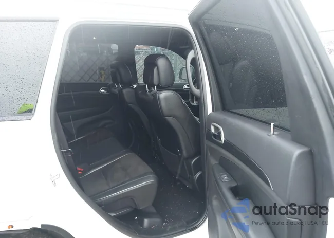 1C4RJEAG8LC123299: 43974985