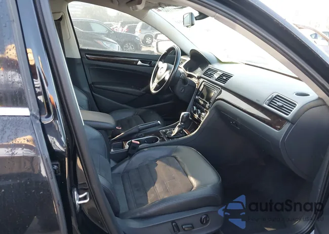 1VWCV7A32FC118281: 43975141