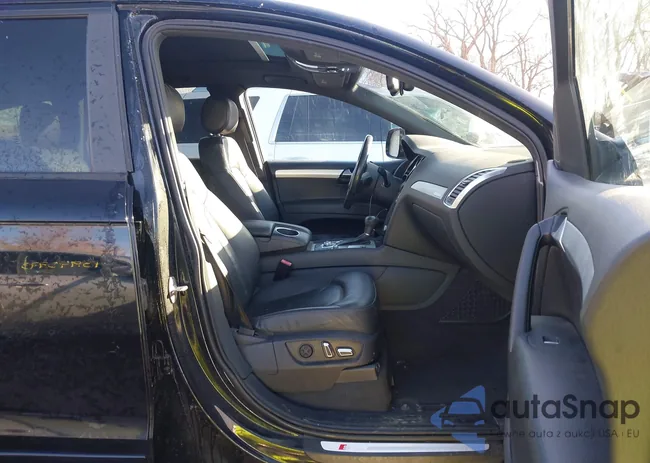 WA1DGAFE9FD026999: 43974308