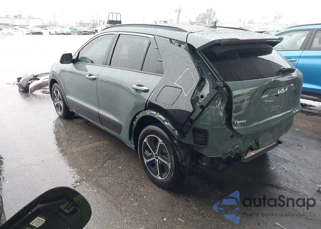 KNDCT3LE3P5061126: 43974317