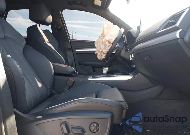 WA1EAAFY1R2043022: 43974334